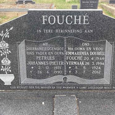 FOUCHE Petrues Johannes 1921-1990 :: VERMAAK Emmarensia voorheen FOUCHE nee DOUBELL 1924-2012