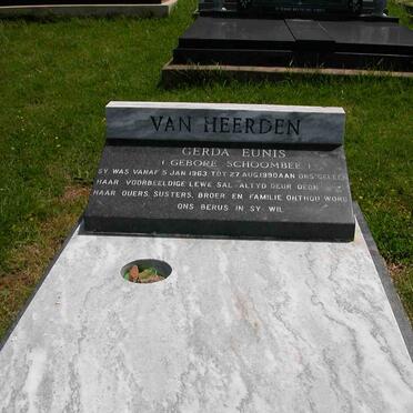 HEERDEN Gerda Eunis, van nee SCHOOMBIE 1963-1990