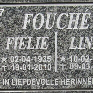 FOUCHE Fielie 1935-2010 &amp; Lina 1934-2016