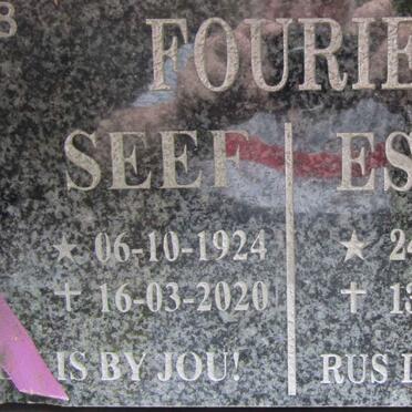 FOURIE Seef 1924-2020 &amp; Estna 1927-2012