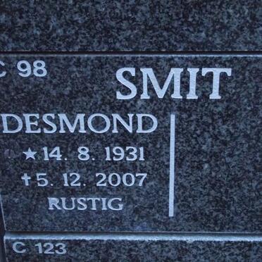 SMIT Desmond 1931-2007
