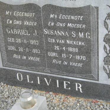 OLIVIER Gabriël J. 1903-1983 &amp; Susanna S.M.G. VAN NIEKERK 1888-1970