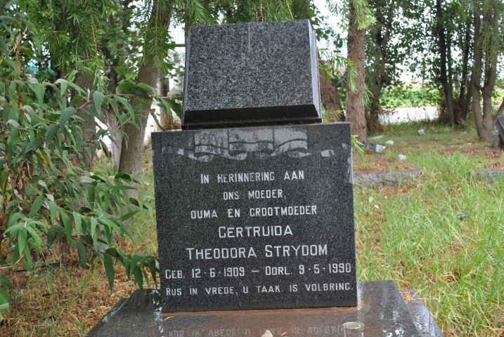 STRYDOM Gertruida Theodora 1909-1990