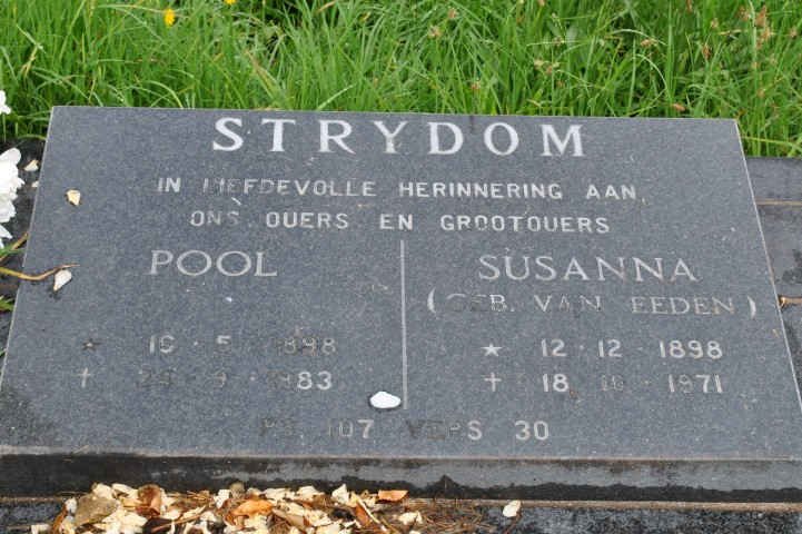 STRYDOM Pool 1898-1983 & Susanna VAN EEDEN 1898-1971