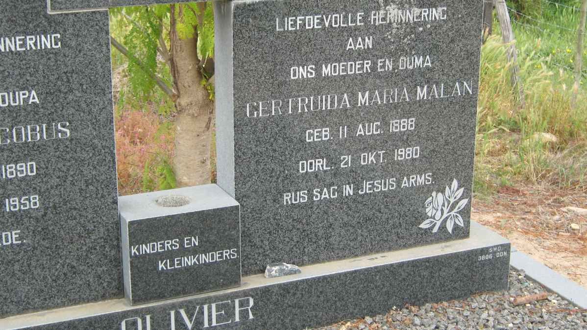 OLIVIER Gertruida Maria Malan 1888-1980