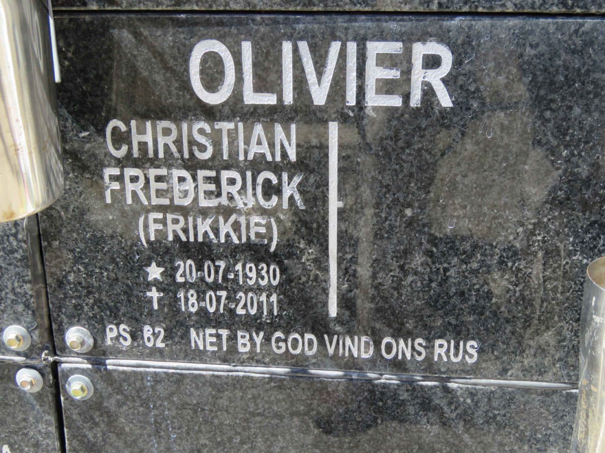 OLIVIER Christian Frederick 1930-2011