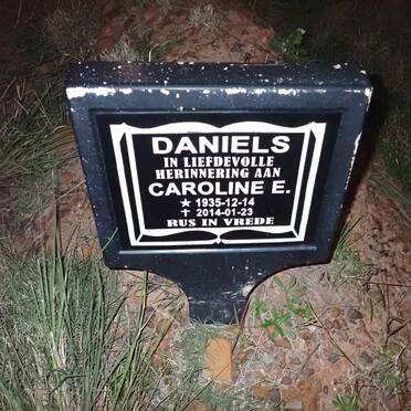 DANIELS Caroline E. 1935-2014