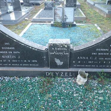 DEYZEL Martin J. 1913-1976 & Anna C.J. BEZUIDENHOUT 1917-1975