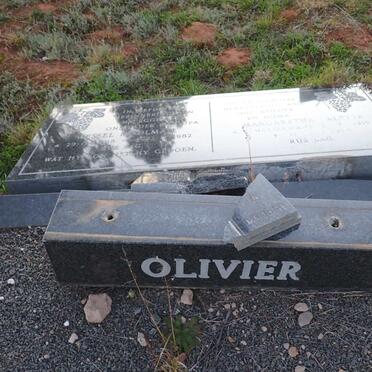 OLIVIER Wessel  Moolman 1918-1982 & Margaretha Aletta WASSERMAN 1919-1998_2