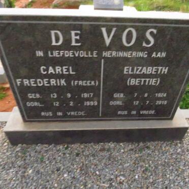 VOS Carel Frederick, de 1917-1999 & Elizabeth 1924-2015