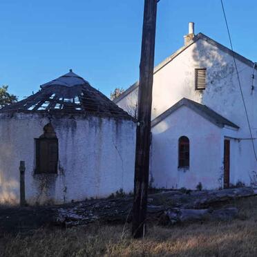 07. The white building with the thatchless rondavel was the old manse used by Rev. Taberer which is sadly being vandalised.