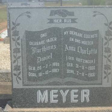 MEYER Marthinus Daniel 1889-1967 &amp; Anna Charlotta KRITZINGER 1900-1966