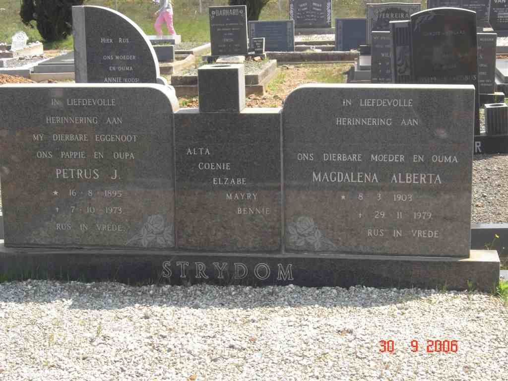 STRYDOM Petrus J. 1895-1973 &amp; Magdalena Alberta 1903-1979