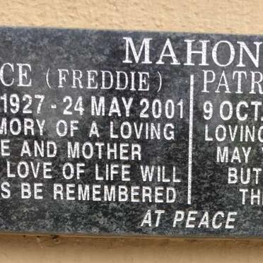 MAHON Patrick Edwin 1926-2010 &amp; Grace 1927-2001