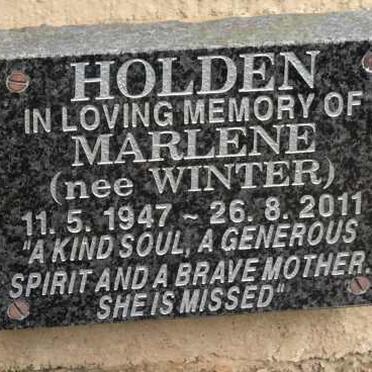 HOLDEN Marlene nee WINTER 1947-2011