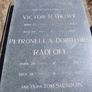 RADLOFF Victor 1915-1993 &amp; Petronella Dorothea 1927-1993 :: SAUNDERS Tom