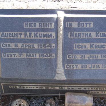KUMM August F.F. 1864-1948 &amp; Martha KRUG 1876-1943
