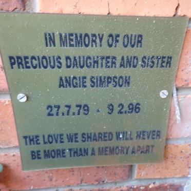 SIMPSON Angie 1979-1996
