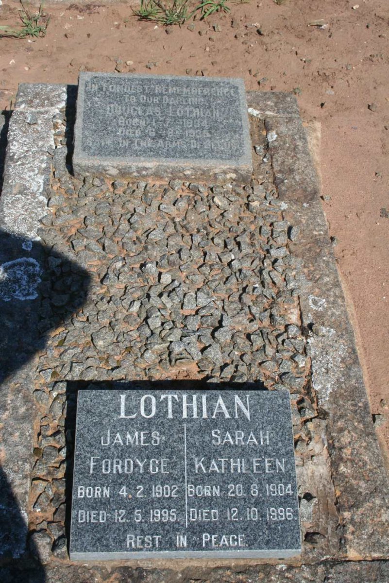 LOTHIAN James Fordyce 1902-1995 &amp; Sarah Kathleen 1904-1996 :: LOTHIAN Douglas 1934-1935