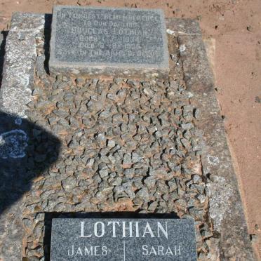 LOTHIAN James Fordyce 1902-1995 &amp; Sarah Kathleen 1904-1996 :: LOTHIAN Douglas 1934-1935