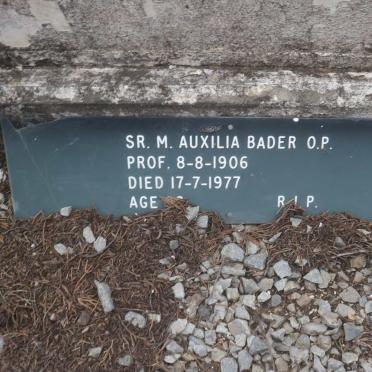 BADER Auxilia -1977