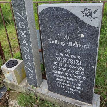 NGXANGANE Nontsizi 1924-2007