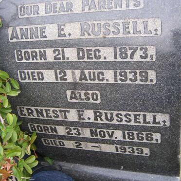 RUSSELL Ernest E. 1866-1939 &amp; Anne E. 1873-1939