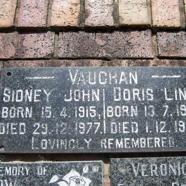 VAUGHAN Sidney John 1915-1977 &amp; Doris Lina 1926-1977