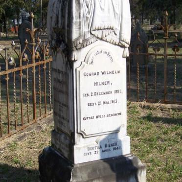 HILNER Conrad Wilhelm 1883-1913 &amp; Bertha -1942