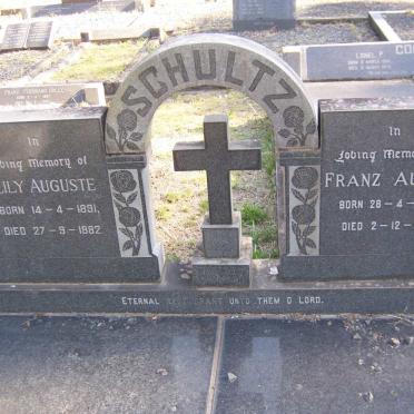 SCHULTZ Franz August 1889-1965 &amp; Lily Auguste 1891-1982