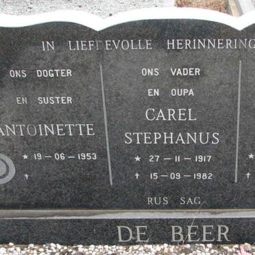 BEER Carl Stephanus, de 1917-1982 &amp; Hendrina 1921- :: DE BEER Antoinette 1953-