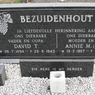 BEZUIDENHOUT David T. 1894-1943 &amp; Annie M. KIDSON 1907-1987