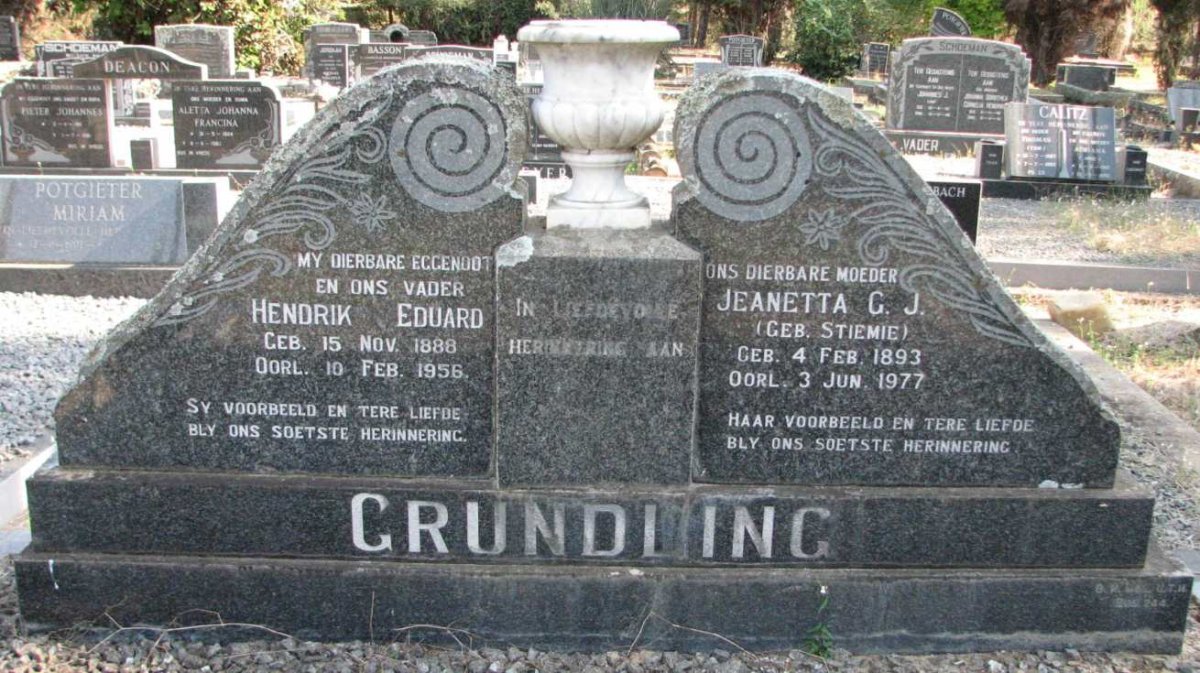 GRUNDLING Hendrik Eduard 1888-1956 &amp; Jeanetta C.J. STIEMIE 1893-1977