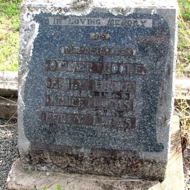 HOOLE Oliver :: HOOLE Emily :: LUCAS Bruce :: LUCAS Percy