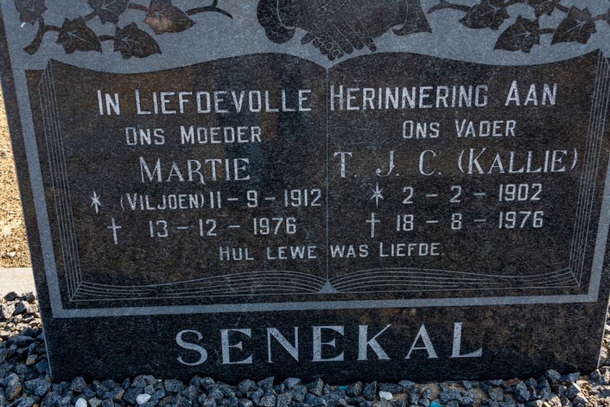 SENEKAL T.J.C. 1902-1976 & Martie VILJOEN 1912-1976