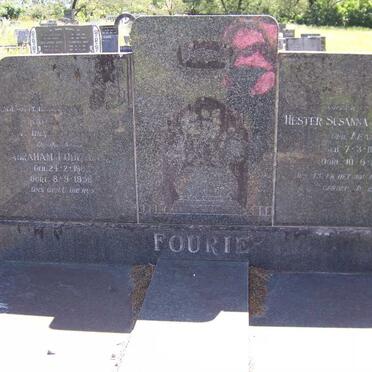 FOURIE Abraham 1903-1956 &amp; Hester Susanna Magdalena LEACH 1905-1978