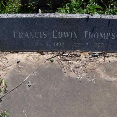 THOMPSON Francis Edwin 1902-1969 &amp; Daphne May 1904-1984