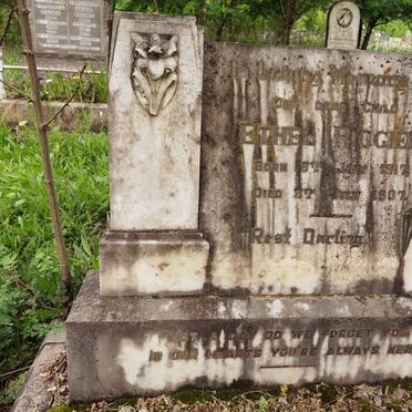 RIGGIEN Esther 1917-1937
