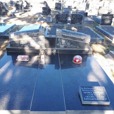 COETZEE Christoffel J. 1929-1975 &amp; Engela H. VAN DEVENTER 1930 -2003 :: COETZEE Jacobus Johannes 1953-2017