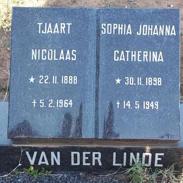 LINDE Tjaart Nicolaas, van der 1888-1964 &amp; Sophia Johanna Catherina 1898-1949
