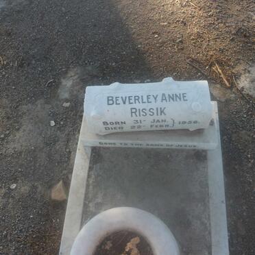RISSIK Beverley Anne 1956-1956