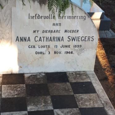 SWIEGERS Anna Catharina nee LOOTS 1899-1966
