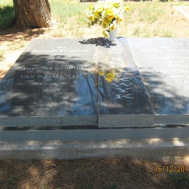 SCHALKWYK Theunis Gabriel, van 1937-2014 &amp; Monica STRYDOM 1936-2010