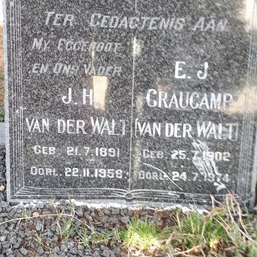 WALT J.H., van der 1891-1958 &amp; E.J. CRAUCAMP 1902-1974