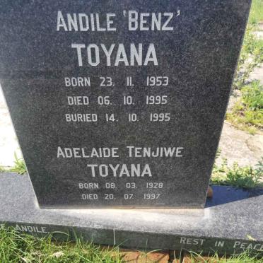 TOYANA Adelaide Tenjiwe 1928-1997 :: TOYANA Andile 1953-1995