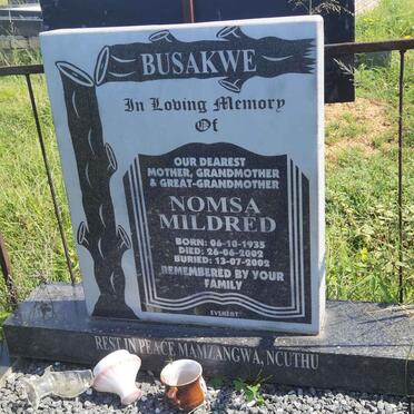 BUSAKWE Nomsa Mildred 1935-2002