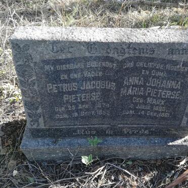 Eastern Cape, MPOFU district, Pepper Grove 873, Rusfontein, farm cemetery