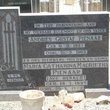 PIENAAR Andries Gustaf 1887-1963 &amp; Maria Catharina Magrietha BEKKER 1892-1972