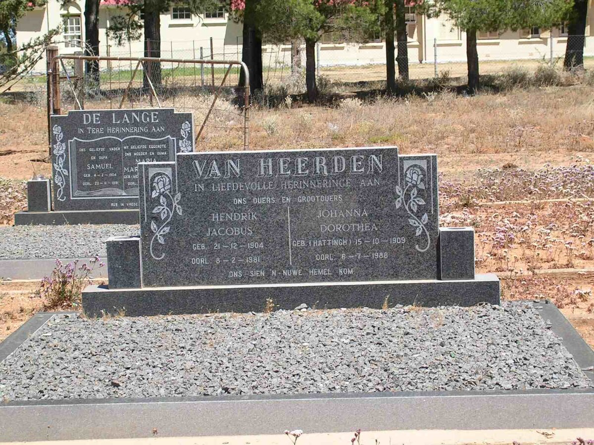 HEERDEN Hendrik Jacobus, van 1904-1981 &amp; Johanna Dorothea HATTINGH 1909-1988