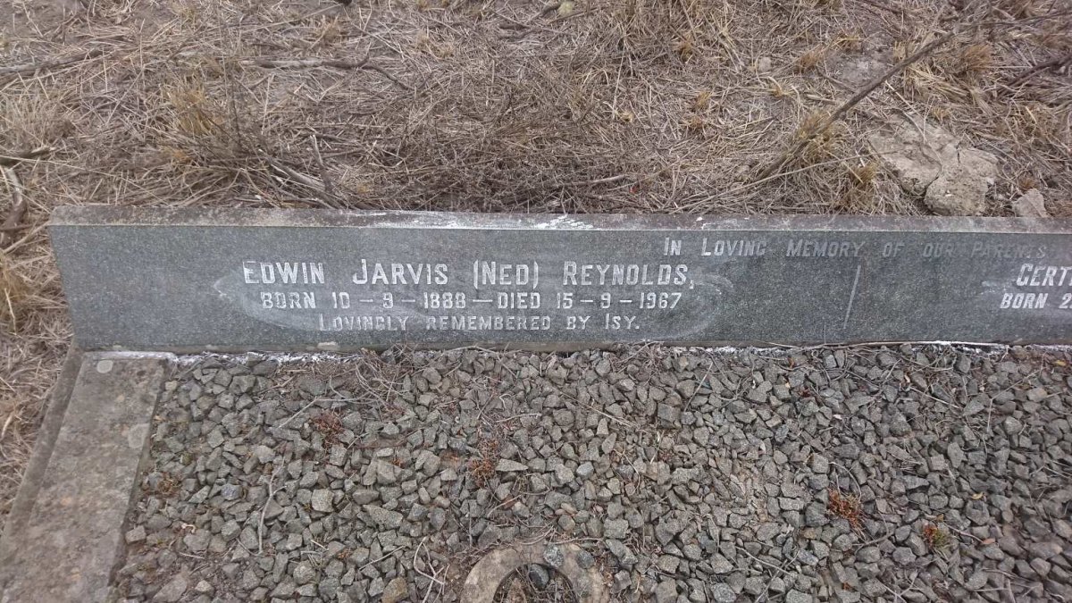 REYNOLDS Edwin Jarvis 1888-1967 &amp; Gertrude 1888-1944